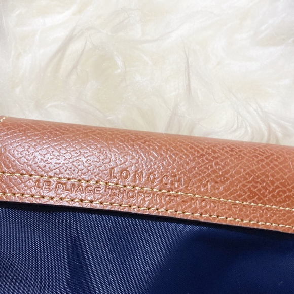 Longchamp Navy and Brown Tote Bag
Size Large - Picture 5 of 8